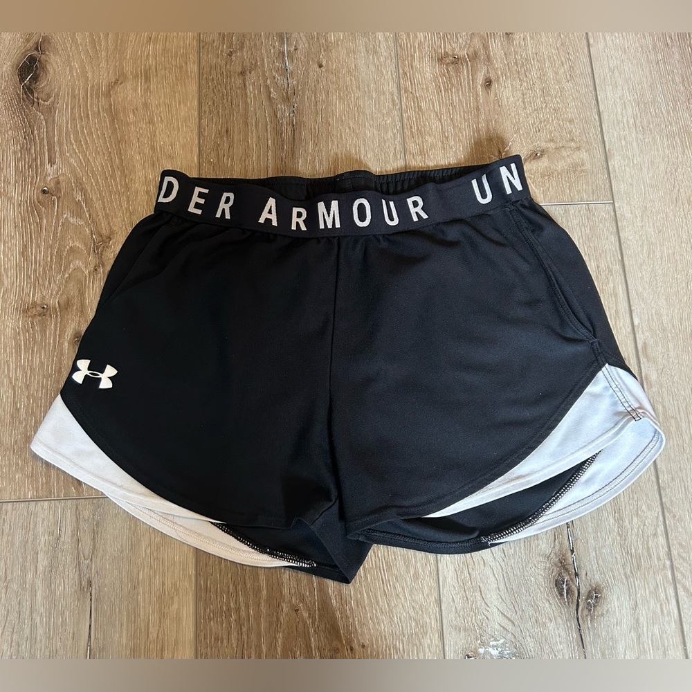 UNDER ARMOUR, Athletic Short, Black, Elastic Waistband, Size: S
